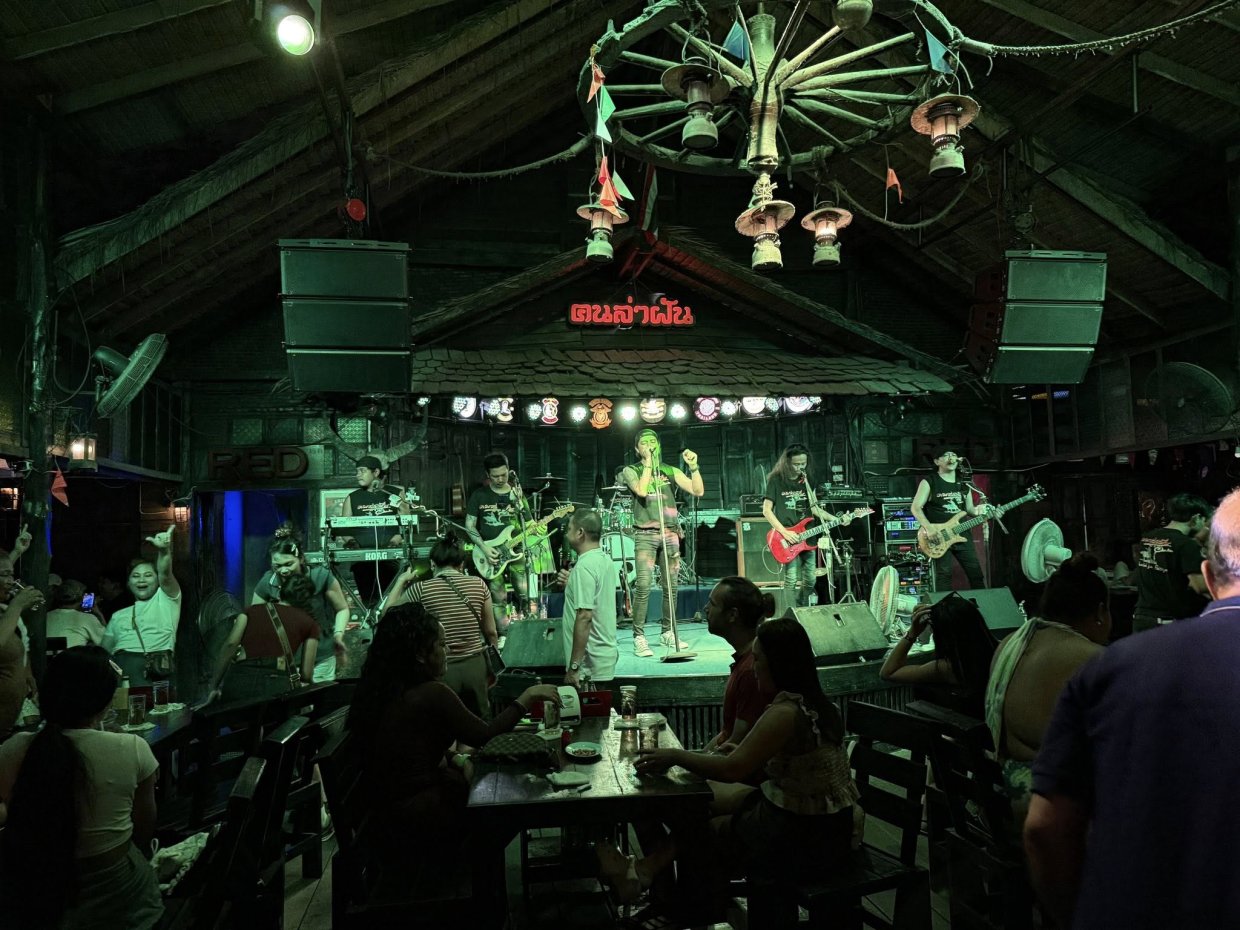 Khon Laa Fan Pattaya