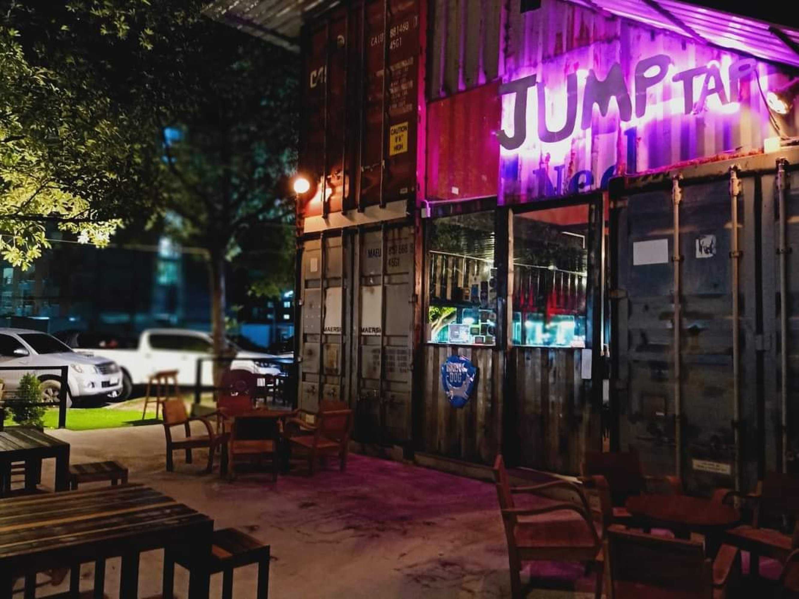 จั๊มแทป คราฟท์ เบียร์ นครปฐม