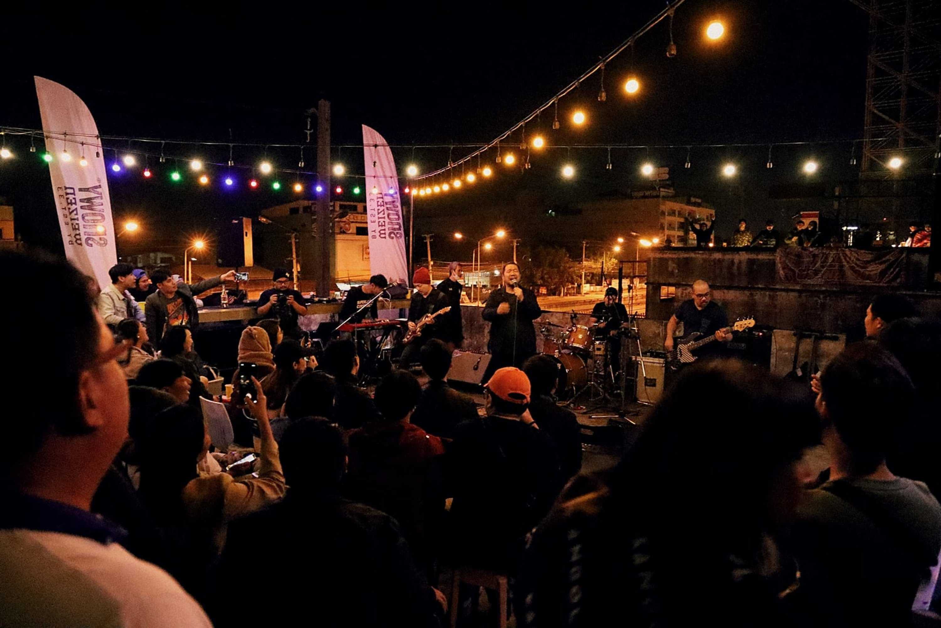 ประพนธ์ บาร์