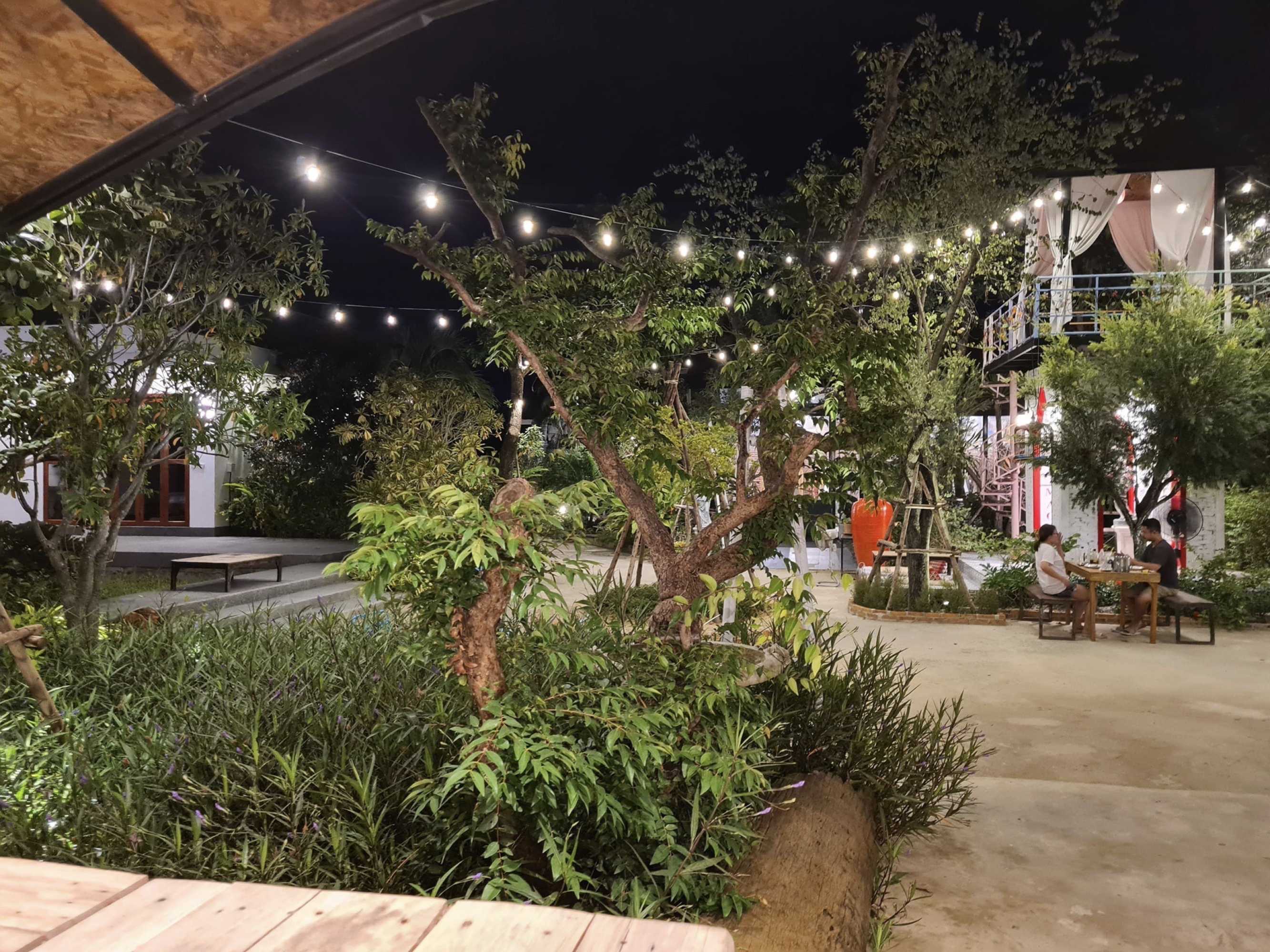 ก็อดส์ อายส์