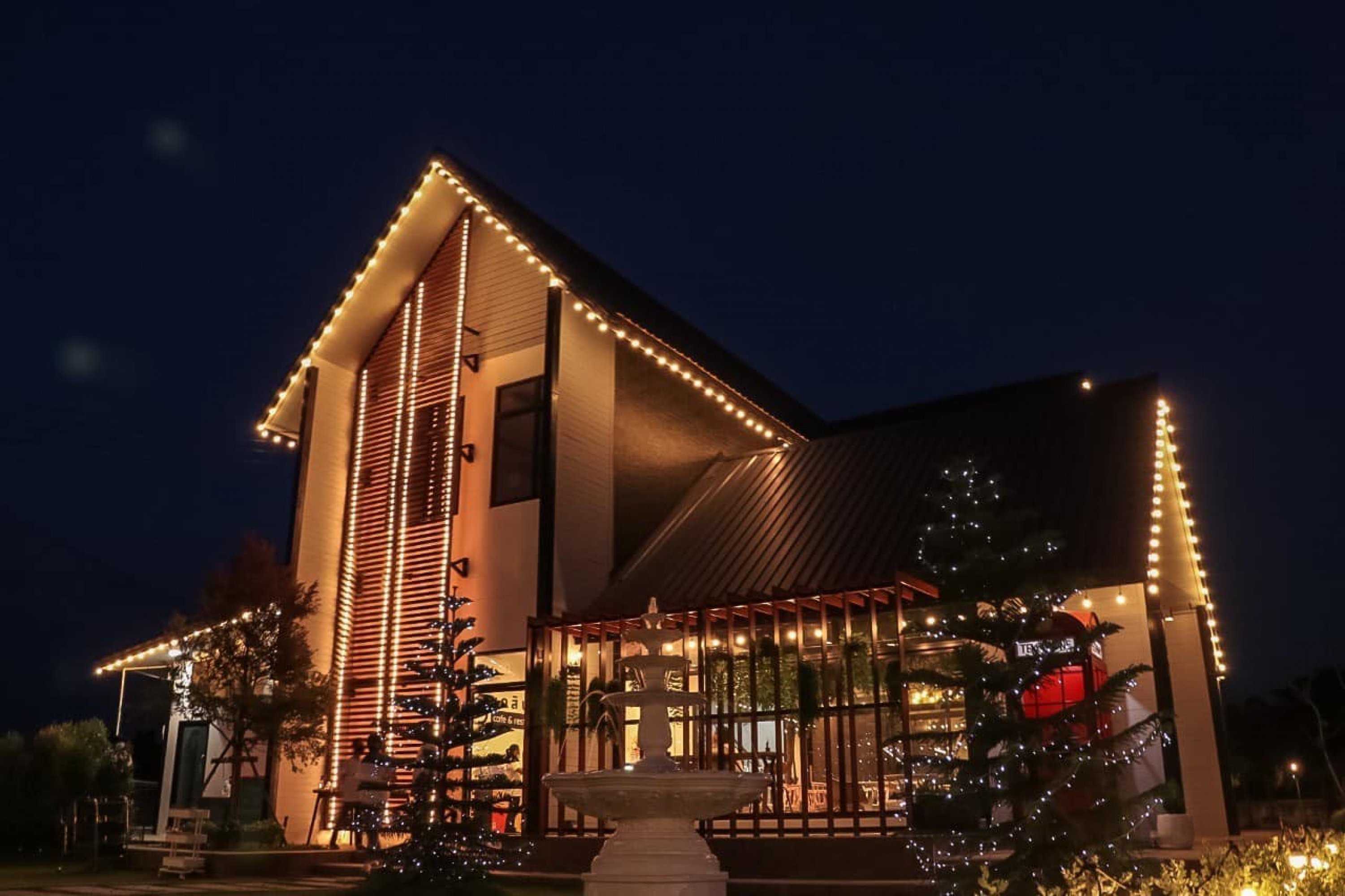 หกห้า คาเฟ่แอนด์เรสเทอรองท์