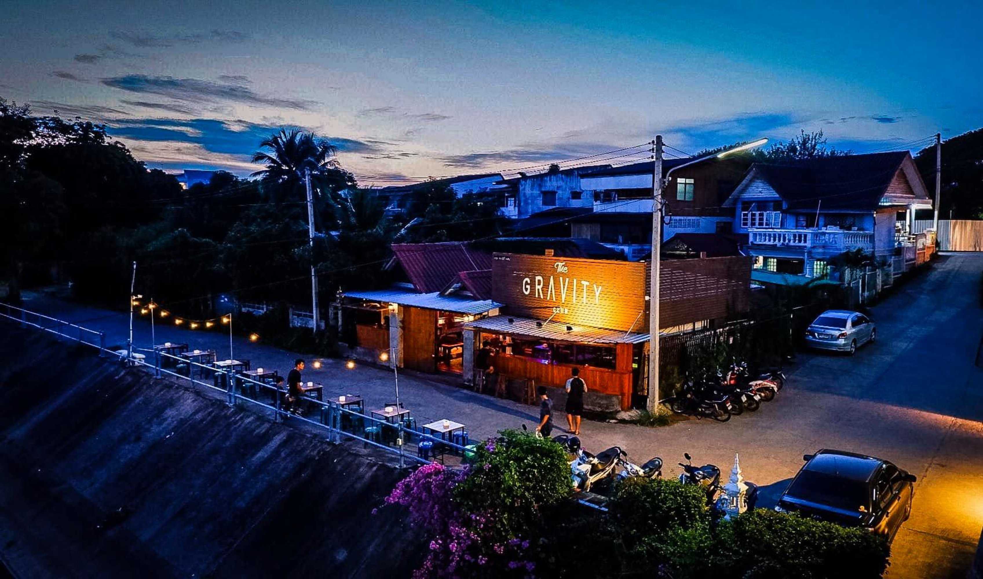 เดอะ กราวิตี้ คลับ