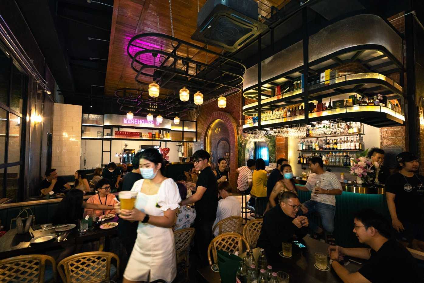 Warehouse8 ladkabang