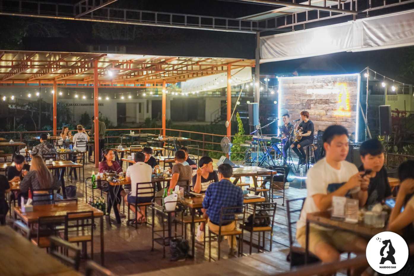 มาดู บาร์ แอนด์ เรสเทอรองท์