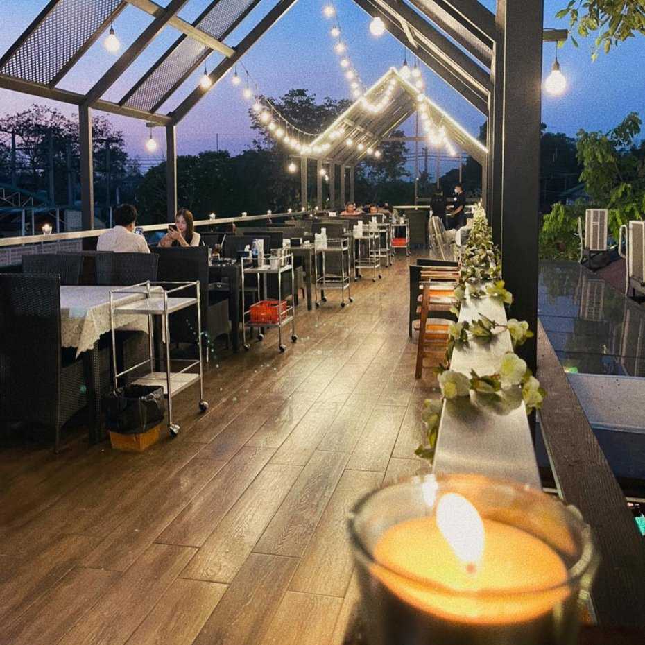 ภัตตาคารบ้านทุ่ง เมืองเอก-รังสิต