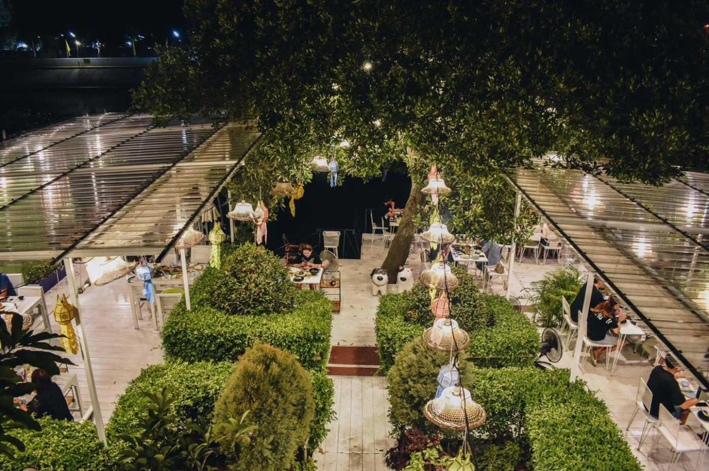 ต้นมะม่วง คาเฟ่ ฟู้ด แอนด์ เดสเสิร์ท