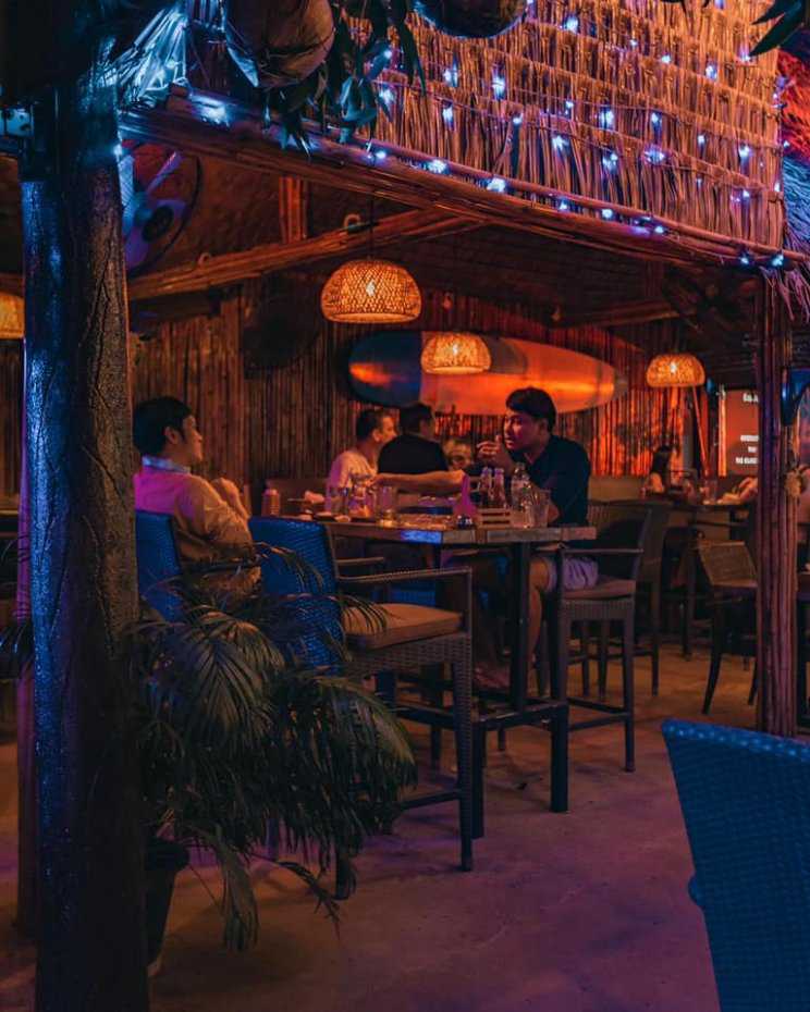 ฟิน เกาะช้าง