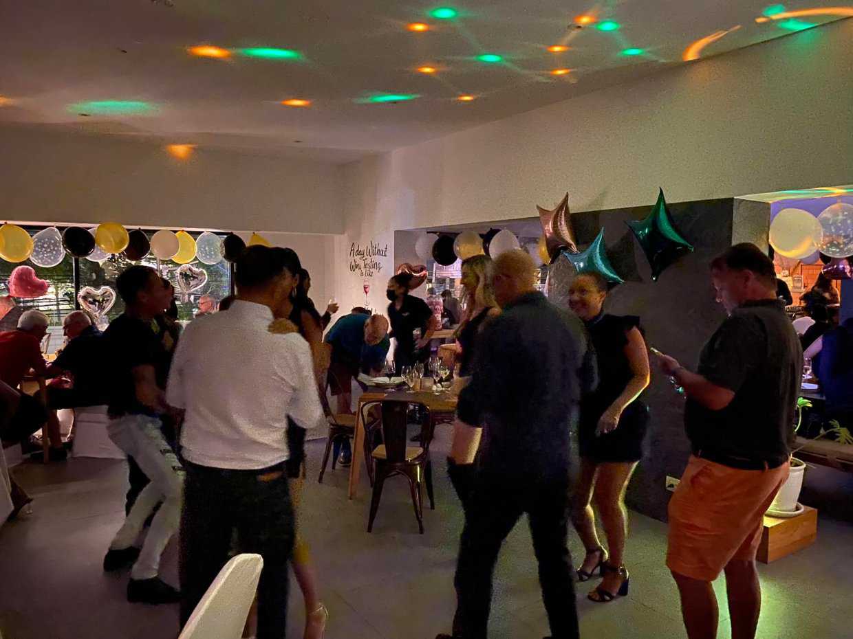 มอนซูน วัลเลย์ ไวน์ บาร์