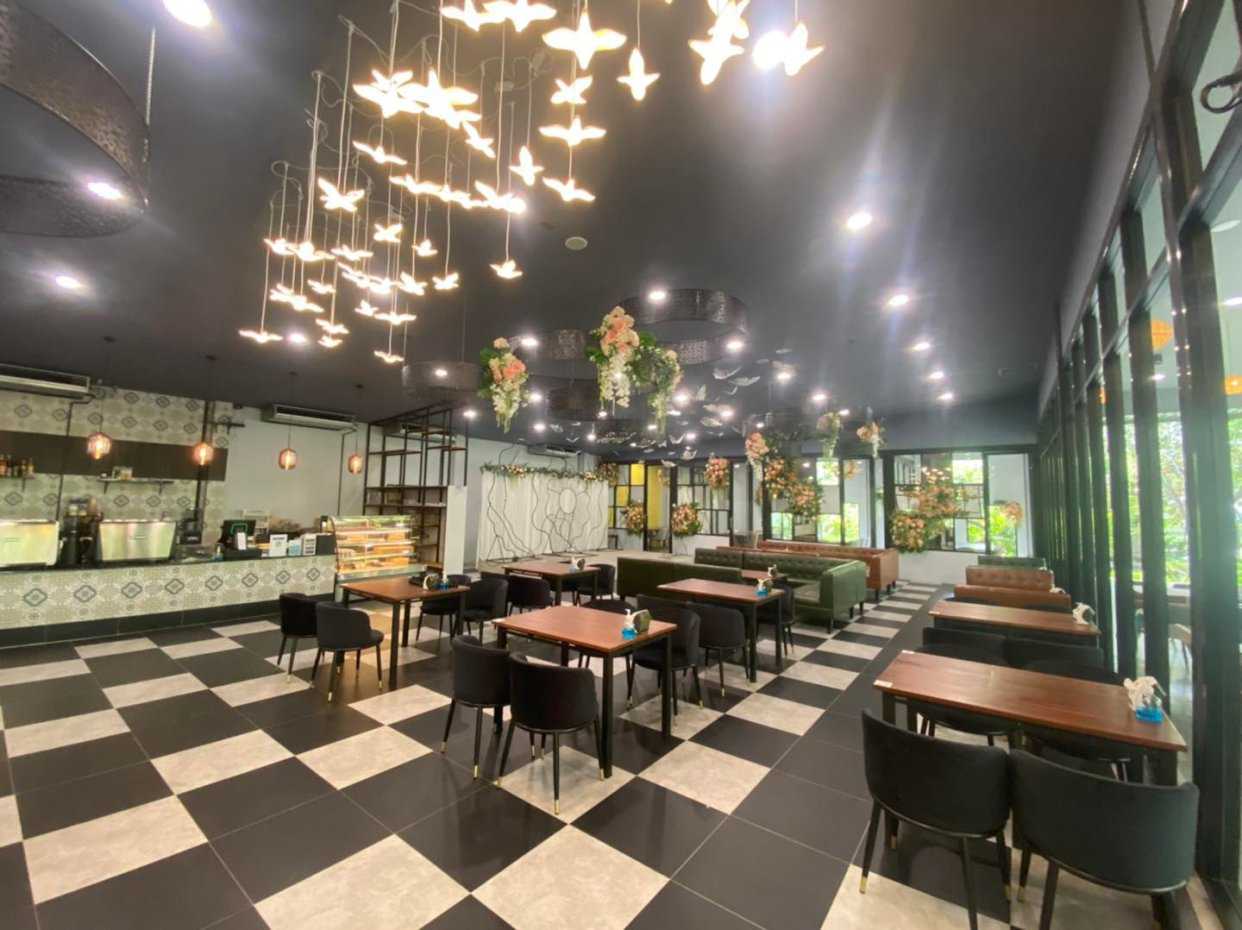 หมีใหม่ คาเฟ่ แอนด์ เรสเทอรองท์