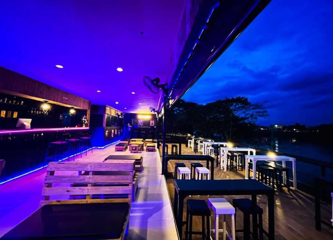 บ้านโป่ง บาร์