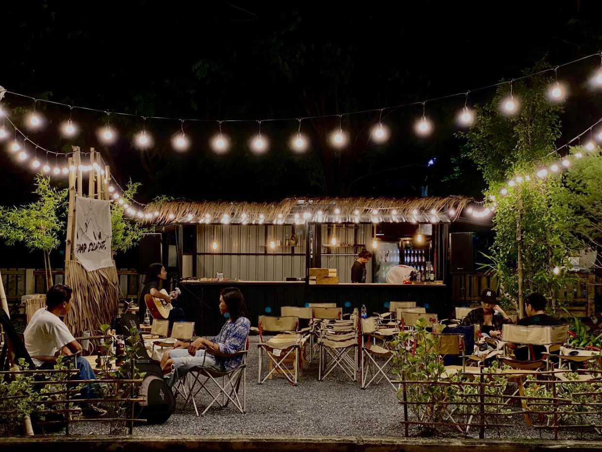 แคมป์ คัพ คาเฟ่