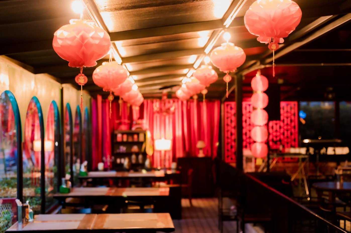 ไฉไล คาเฟ่